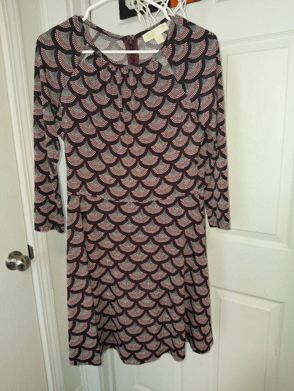 Michael Kors Swing Dress Black Maroon Cream Scallop Design Size Medium